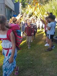 318715C8-9D54-4272-A71B-345539863261