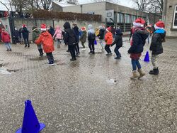 77413037-3EB9-4B7A-BF86-74080F94659F