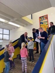 E8766BCB-F123-4CF6-8053-055C3B637F6D